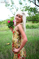 Teen softcore photography xxx with pink flowers